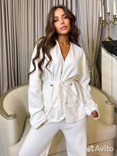 Костюм брючный