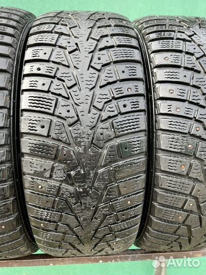 Maxxis ArcticTrekker NP3 205/55 R16 94T