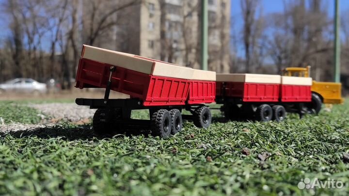 К-701 Кировец 4х4 на радиоуправлении 1/43 на заказ