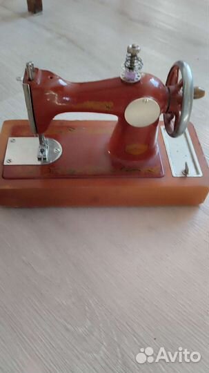 Швейная машина детская СССР