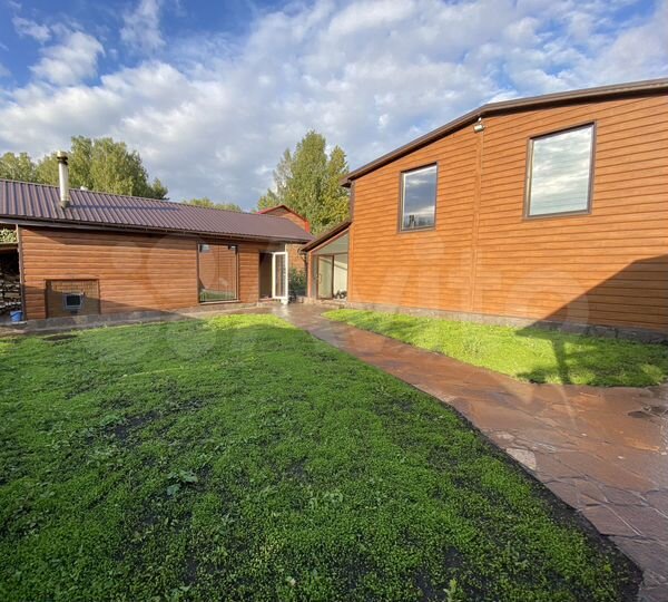 Дом 100 м² на участке 6 сот.