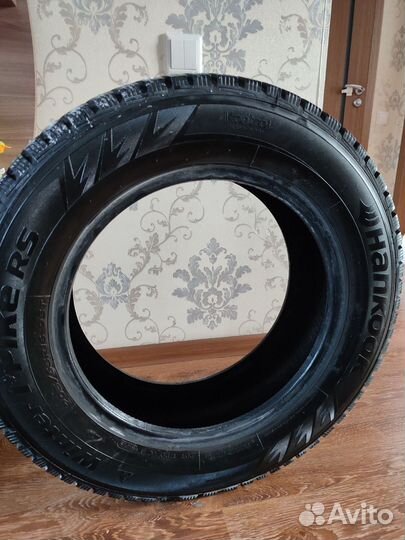 Hankook Winter I'Pike 205/65 R16