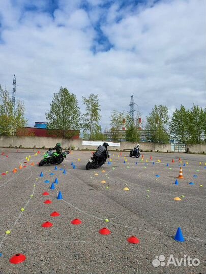 Обучение вождения мотоцикла/мотоинструктор