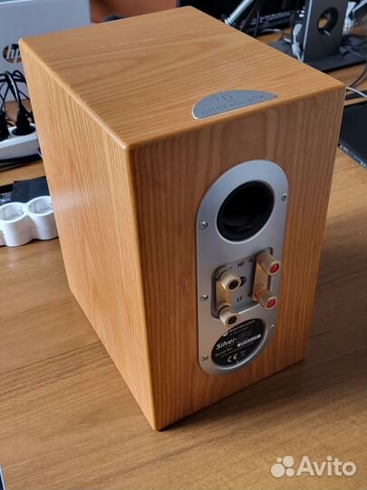 Акустика полочная Monitor Audio Silver RS1