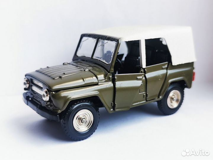 Модель автомобиля УАЗ 469 1 43 СССР