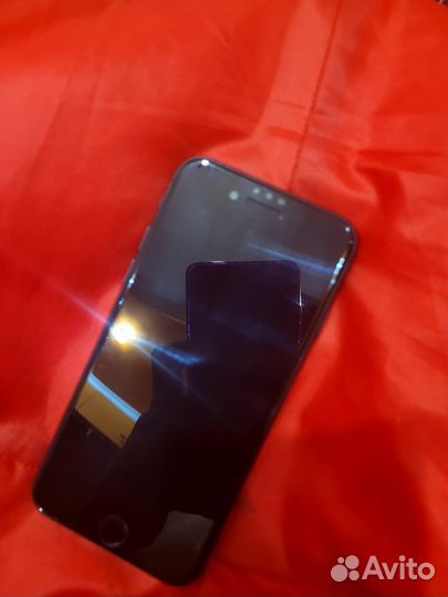 iPhone SE (2020), 64 ГБ