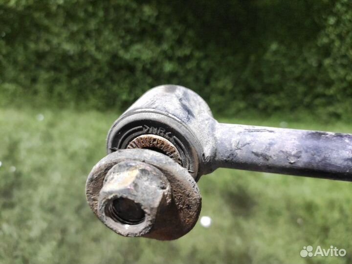 Тяга поперечная задняя правая Toyota Mark 2