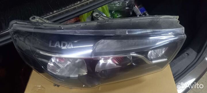 Фара правая LADA vesta оригинал АВТОВАЗ