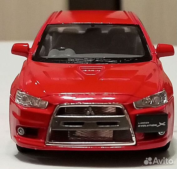 Модель Mitsubishi Lancer Evolution X,металлическая