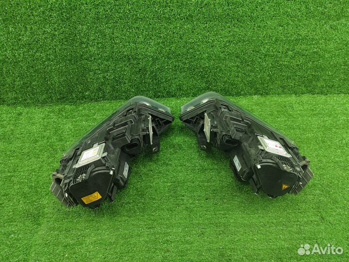 Фара правая левая комплект Audi Q3 8U