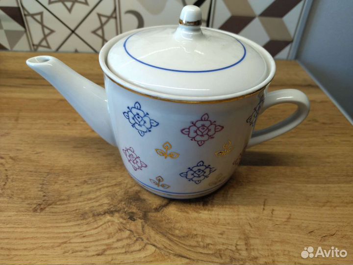 Заварочный чайник и чашка Полонное