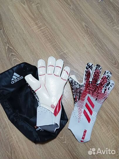 Вратарские перчатки adidas predator pro