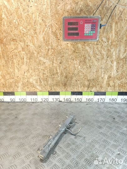 Рейка топливная рампа Lexus Ls 2006-2017