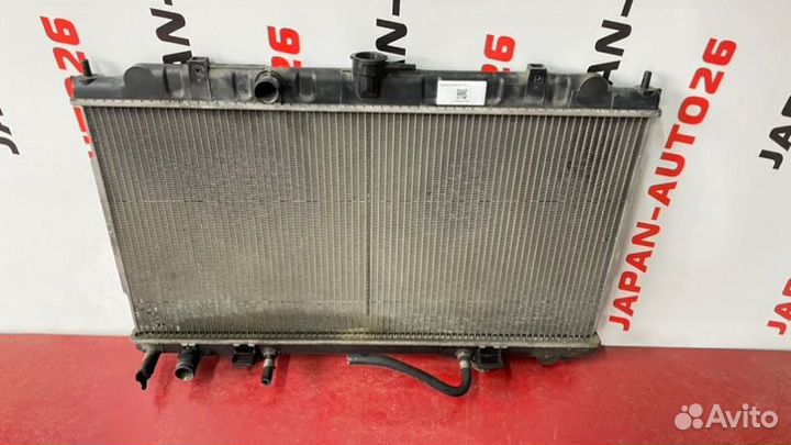Радиатор охлаждения Nissan Wingroad Y11 1.5 AT