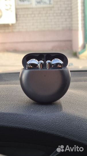 Наушник Huawei freebuds 4
