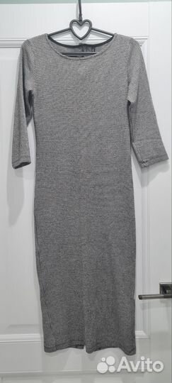 Платье Stradivarius размер 42