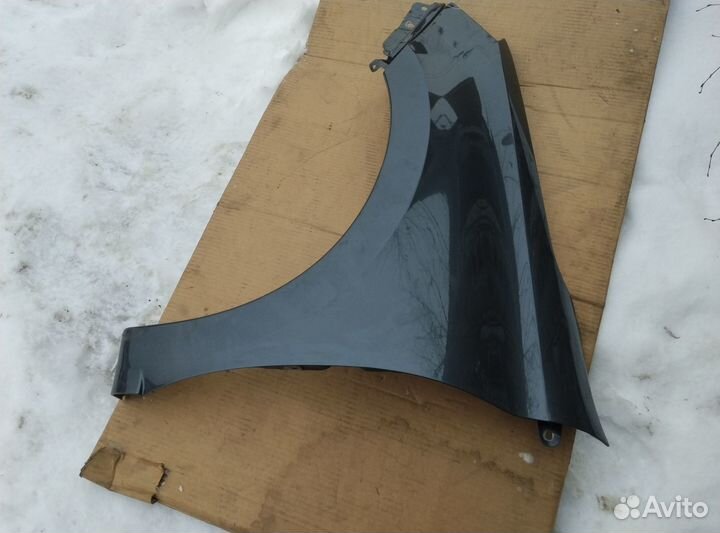 Крыло переднее левое Лада Гранта FL