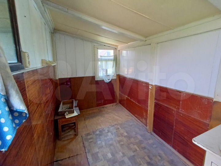 Дом 30 м² на участке 7 сот.