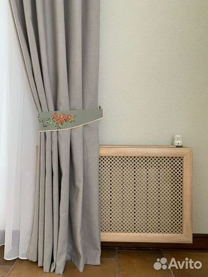 Декративный экран на батарею