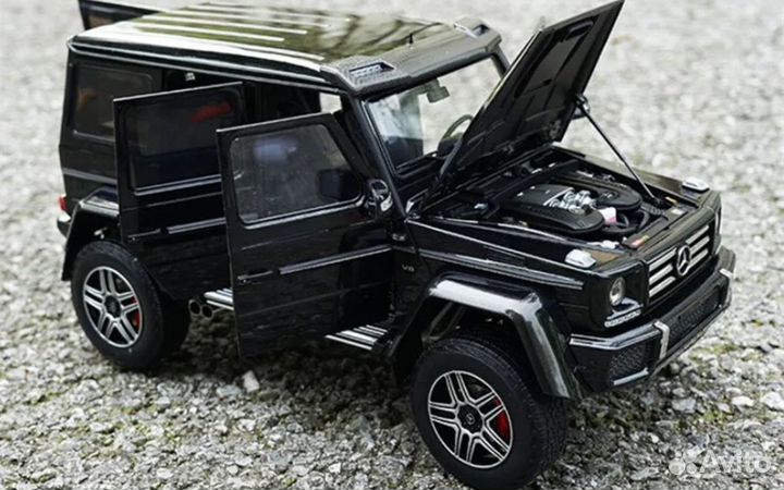 G class G500 4x4 Almost real 1 18