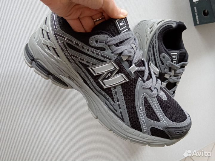 Кроссовки new balance