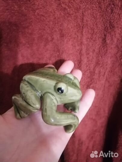 Фарфоровая статуэтка