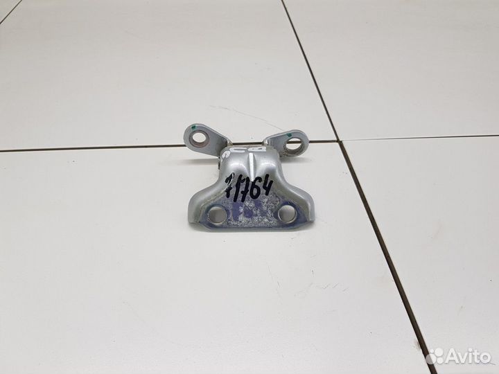 Петля двери задняя правая верхняя (Geely Coolray)