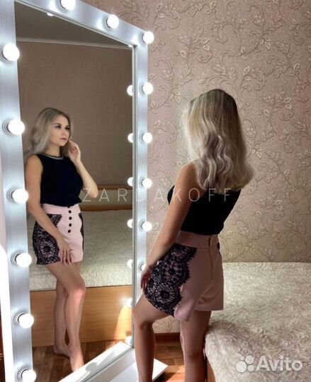 Гримерное зеркало с подсветкой