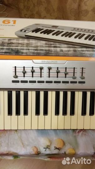 Миди клавиатура M-Audio Oxygen 61 MK3