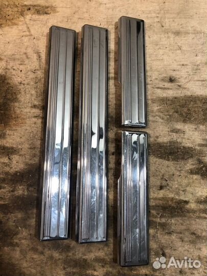 Накладка на порог салона Mercedes-Benz S-Class