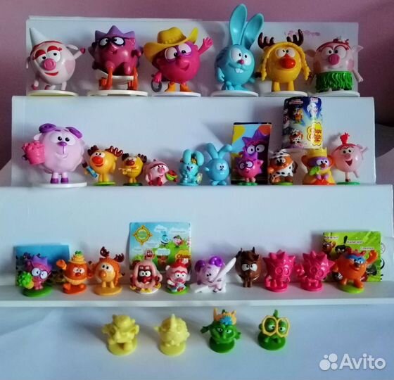 Киндер. Маша и медведь. Смешарики Три кота Фиксики