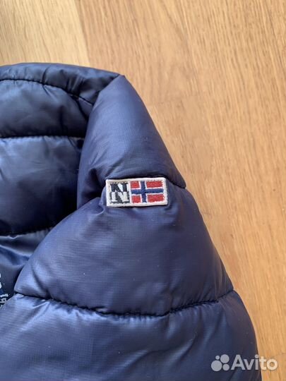 Микропуховик napapijri