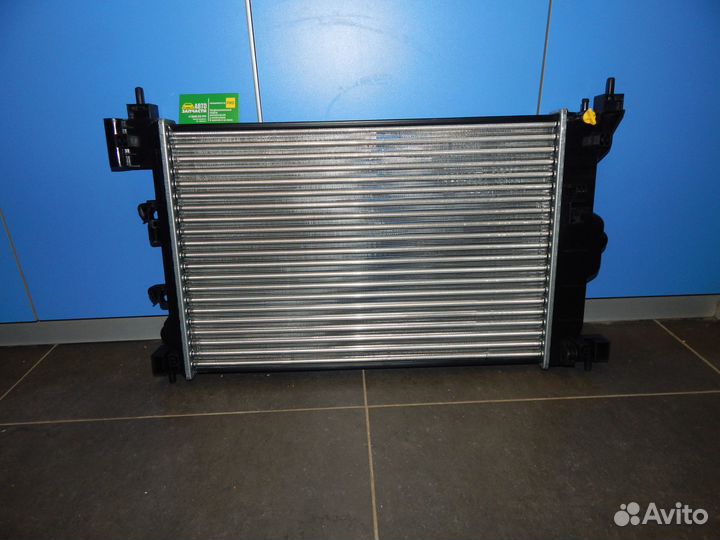 Радиатор охлаждения Rio 3 Solaris 1 МКПП мт MT