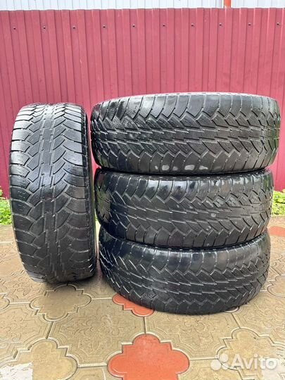 Cooper Discoverer A/TW 235/65 R17 104T