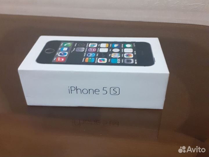 Коробка от айфона 5S