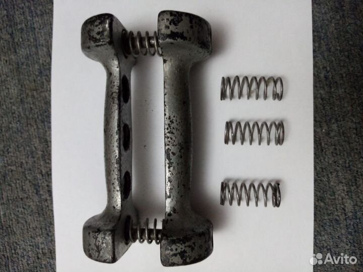 Эспандер кистевой регулируемый