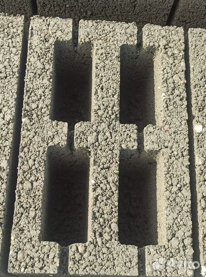 Блок для строительства стен