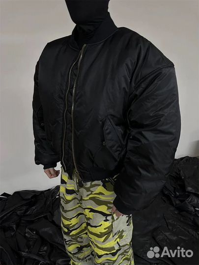 Зимний бомбер куртка оверсайз Y2K