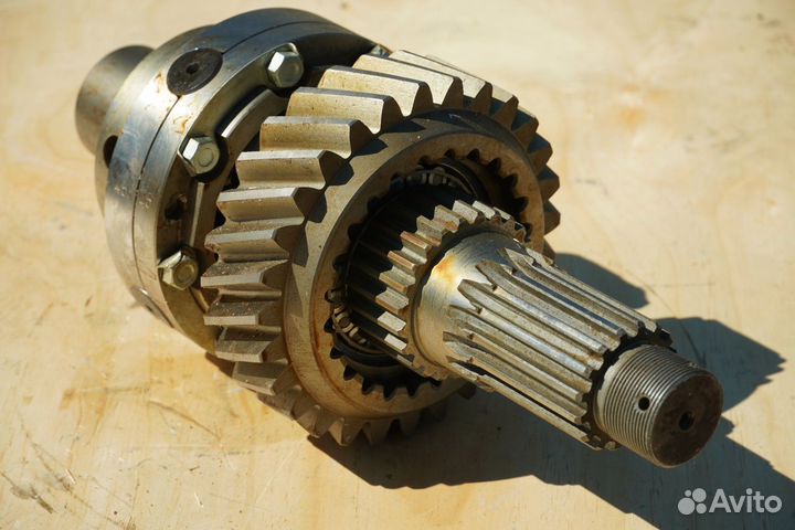 Дифференциал межосевой (28 зуб.) 63031-2506010 к м