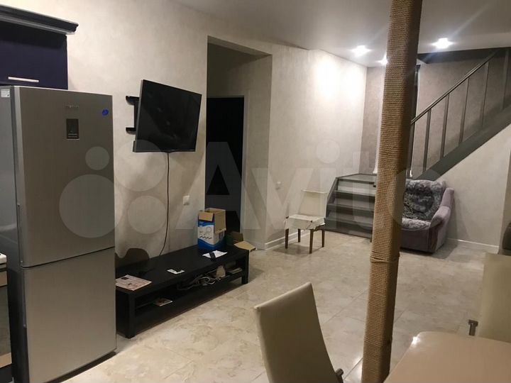 Коттедж 180 м² на участке 12 сот.