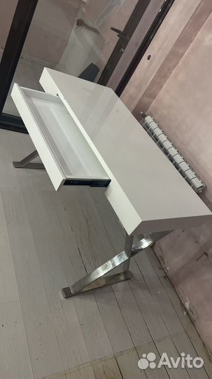 Стол дизайнерский для моноблока комп глянец