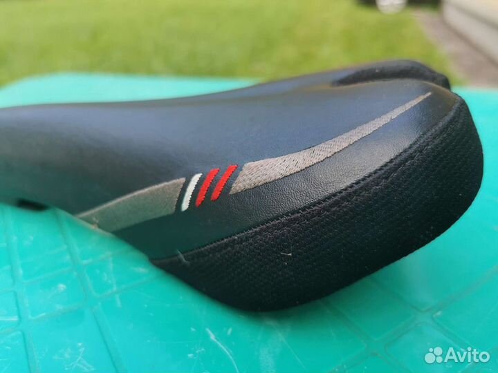 Велосипедное седло Bontrager новое