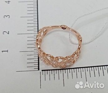Золотое кольцо с камнем 17,5р