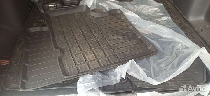 Оригинальные ковры renault Duster