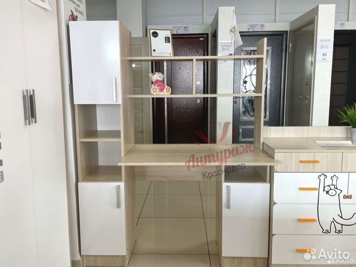 Компьютерный стол, новый