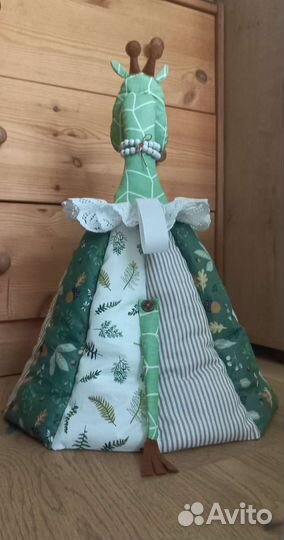 Жирафа. Кукла-грелка на чайник