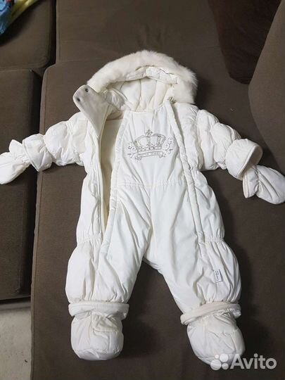 Зимний комбинезон для девочки