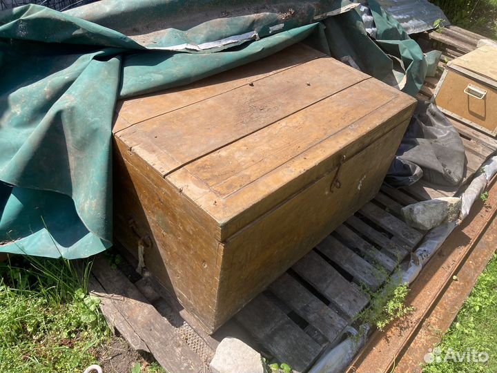 Ящик напольный старинный