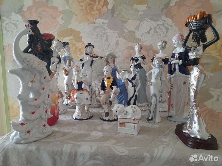 Фарфоровые статуэтки