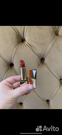 Estee lauder помада 333 Persuasive